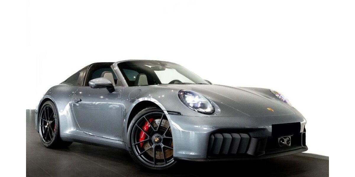 Porsche 992 3.200 km 206.290 &euro; Berlin 14052