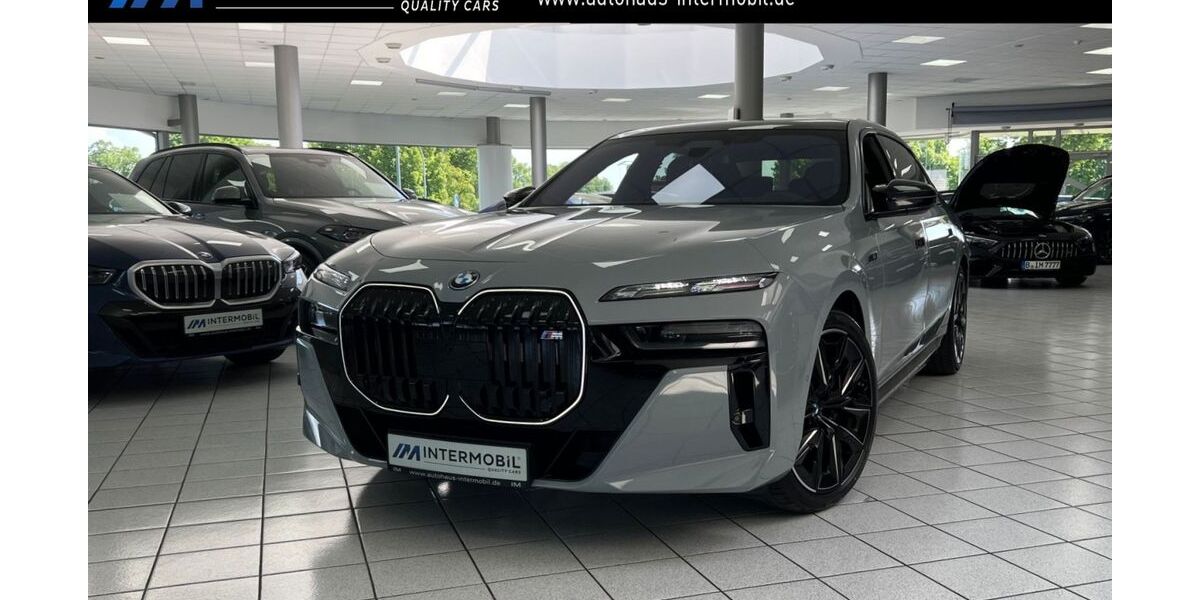 BMW i7 8.800 km 109.990 &euro; Schönefeld / bei Berlin 12529