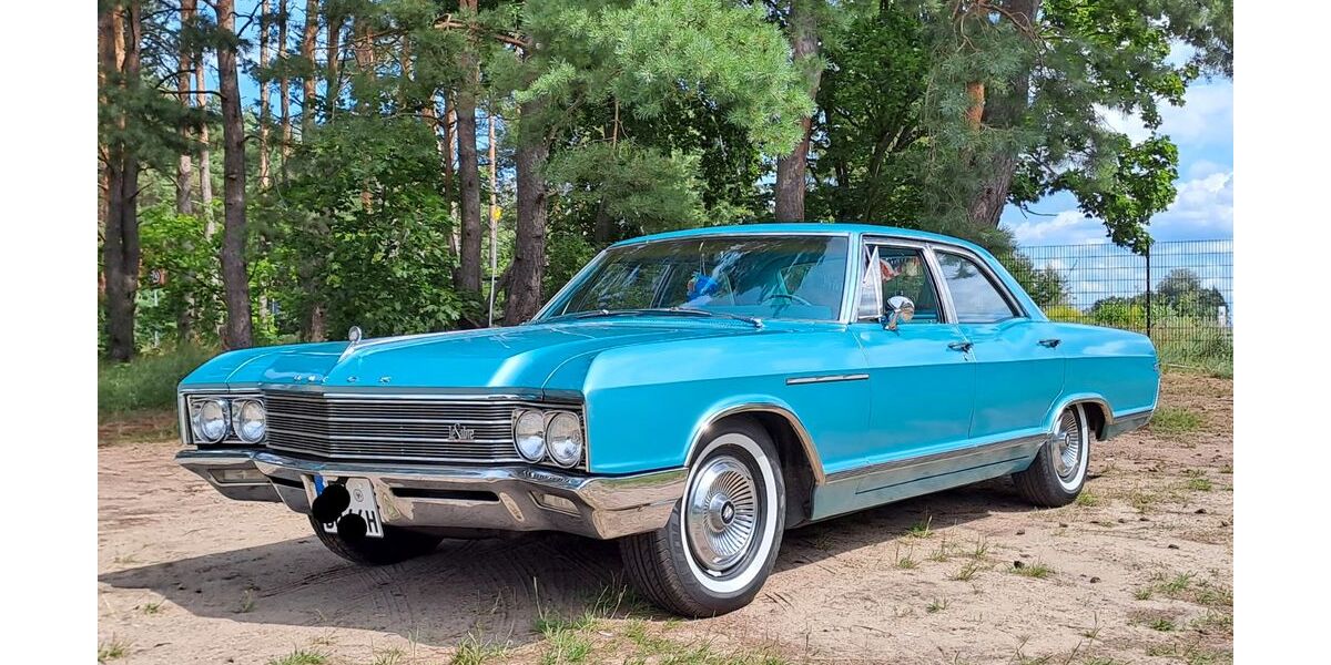 Buick Le Sabre 75.500 km 17.000 &euro; Bernau 16321