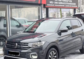 VW T-Cross 82.055 km 14.790 &euro; Berlin 10965