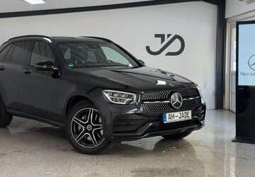 Mercedes-Benz GLC 300 62.000 km 32.950 &euro; Berlin 12107