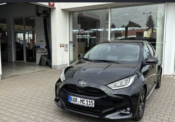 Toyota Yaris 2.500 km 26.950 &euro; Berlin 13403