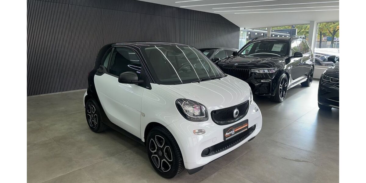 Smart ForTwo 92.727 km 12.950 &euro; Berlin 12357