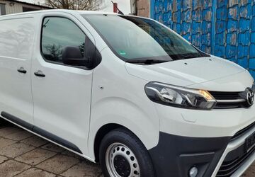 Toyota Proace (Verso) 40.535 km 21.900 &euro; Berlin 12277