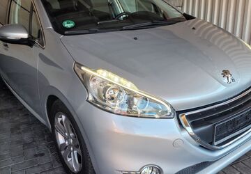Peugeot 208 81.433 km 8.950 &euro; Berlin 12277