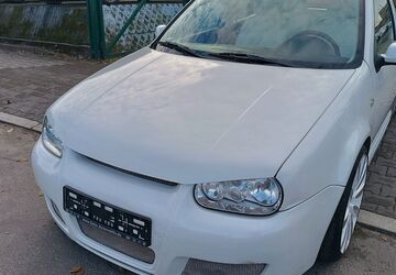 VW Golf 170.000 km 4.999 &euro; Berlin 13597