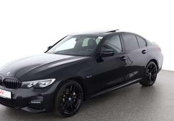 BMW 330 49.985 km 32.880 &euro; Berlin 12103