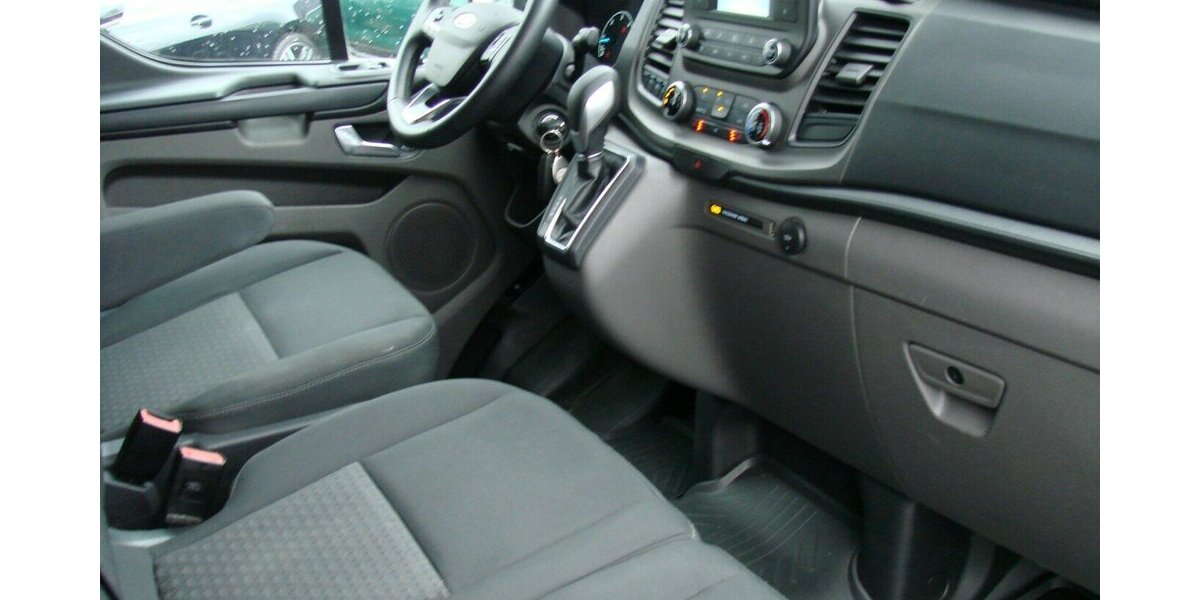 Ford Transit Custom Titanium 320 L2 H2 Behindertengerec 46.628 km 37.980 &euro; Falkensee 14612