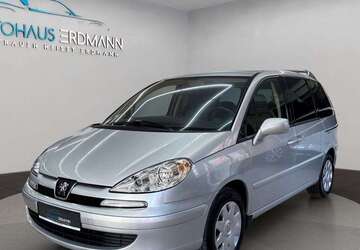 Peugeot 807 71.435 km 12.880 &euro; Berlin 12351