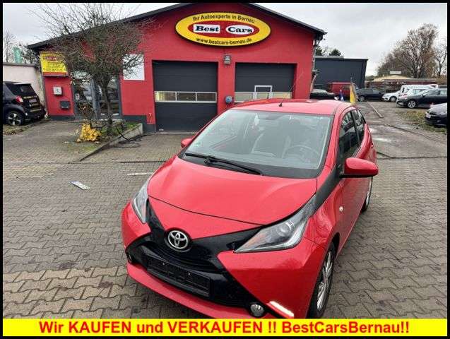 Toyota Aygo 56.921 km 6.990 &euro; Bernau 16321