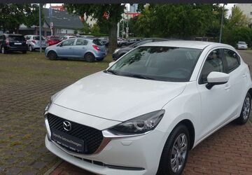 Mazda 2 32.185 km 14.239 &euro; Berlin 13403