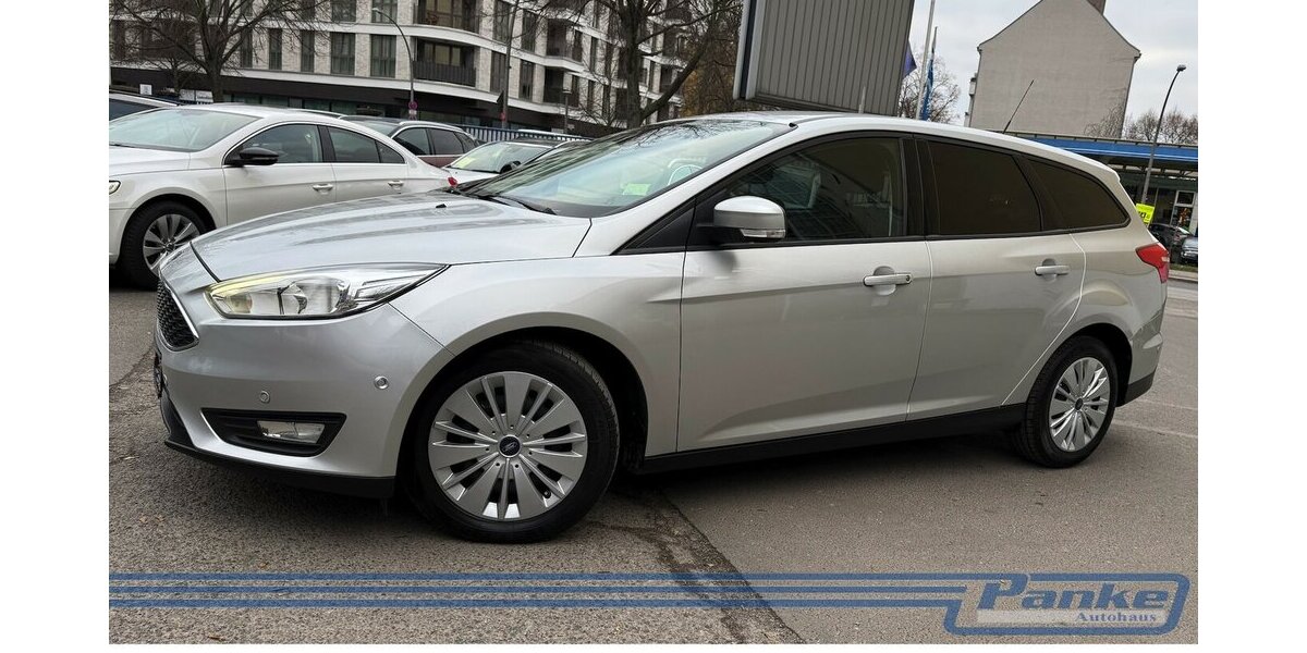 Ford Focus 1.0 EcoBoost Business*NAV*RFK*SHZ*Carplay* 111.786 km 7.480 &euro; Berlin 13187