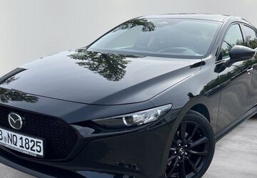 Mazda 3 5.423 km 26.990 &euro; Berlin 13599