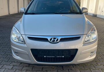 Hyundai i30 200.000 km 3.100 &euro; Spandau 13591