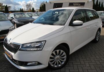 Skoda Fabia 83.811 km 11.490 &euro; Falkensee 14612