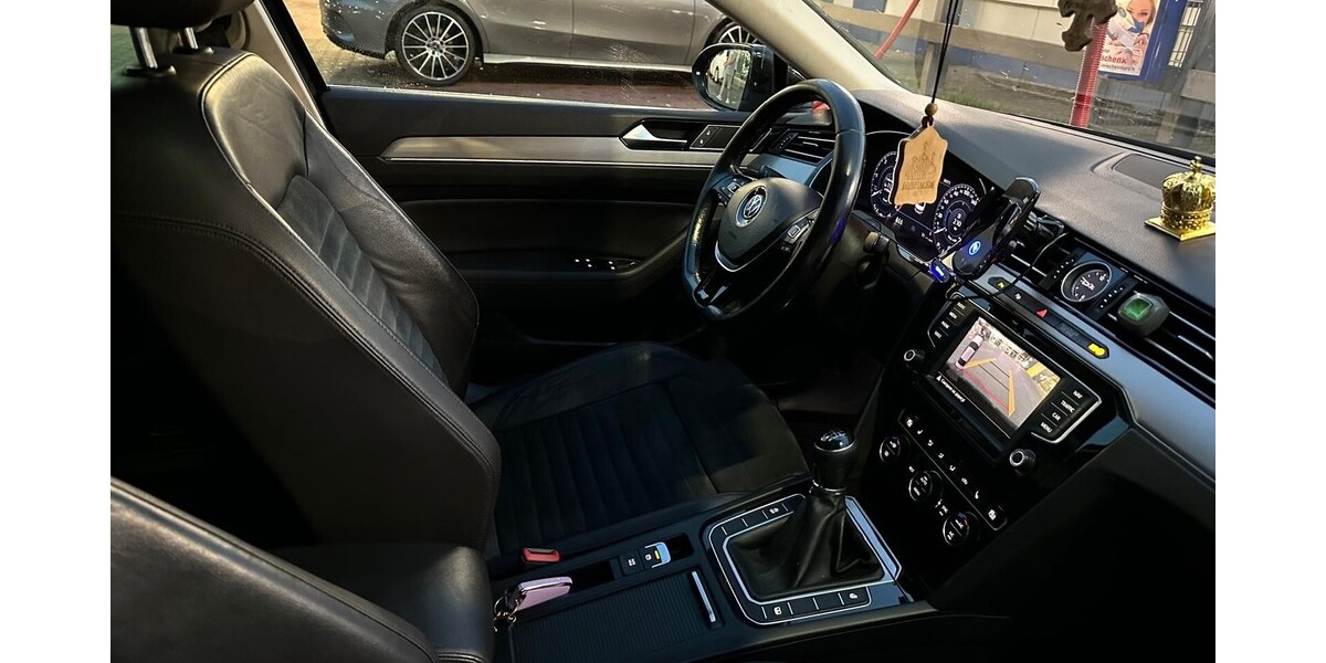 VW Passat 197.000 km 13.000 &euro; Berlin 10178