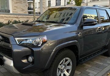 Toyota 4-Runner 64.010 km 29.500 &euro; Berlin 12163