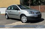 Ford Fiesta Ambiente 1.3*Radio/CD*AUX*Klima* 245.511 km 1.390 &euro; Berlin 13187
