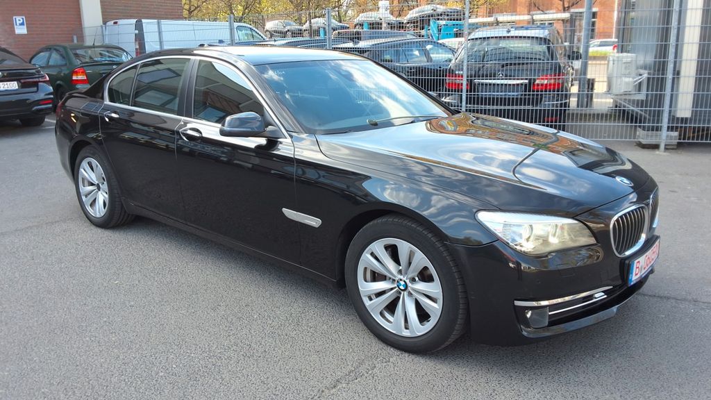 BMW 730 155.000 km 18.850 &euro; Berlin 13599