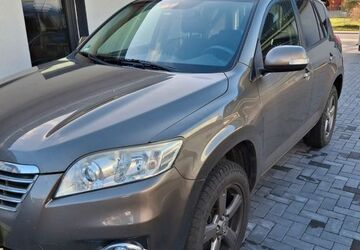 Toyota RAV 4 239.000 km 8.200 &euro; Berlin 10711