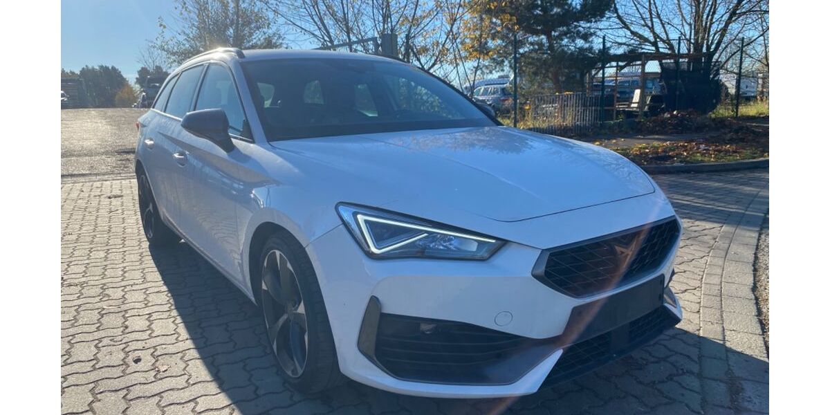 Cupra Leon 48.000 km 16.900 &euro; Mittenwalde 15749