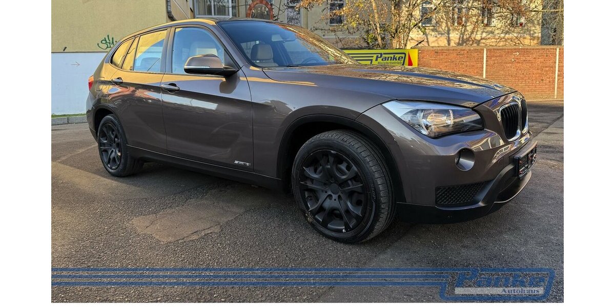 BMW X1 18 i sDrive Aut.*NAV*SHZ*Leder*USB*AC* 100.000 km 10.490 &euro; Berlin 13187
