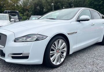 Jaguar XJ 94.011 km 19.890 &euro; Potsdam 14482