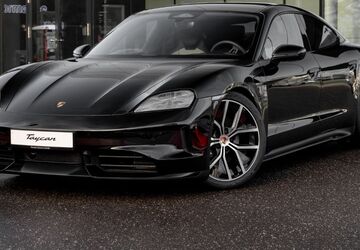Porsche Taycan 3.900 km 116.900 &euro; Berlin 12487