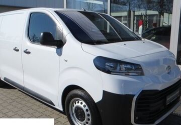Toyota Proace (Verso) 19.000 km 25.490 &euro; Wildau 15745