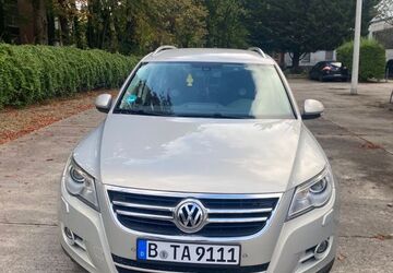 VW Tiguan 270.000 km 5.600 &euro; Berlin 12437