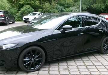 Mazda 3 13.706 km 29.990 &euro; Berlin 13407