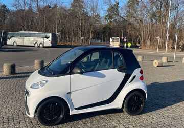 Smart ForTwo 145.800 km 4.600 &euro; Berlin 10585