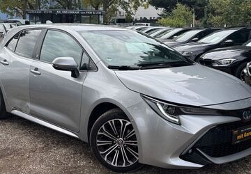Toyota Corolla 220.000 km 13.490 &euro; Berlin 13127