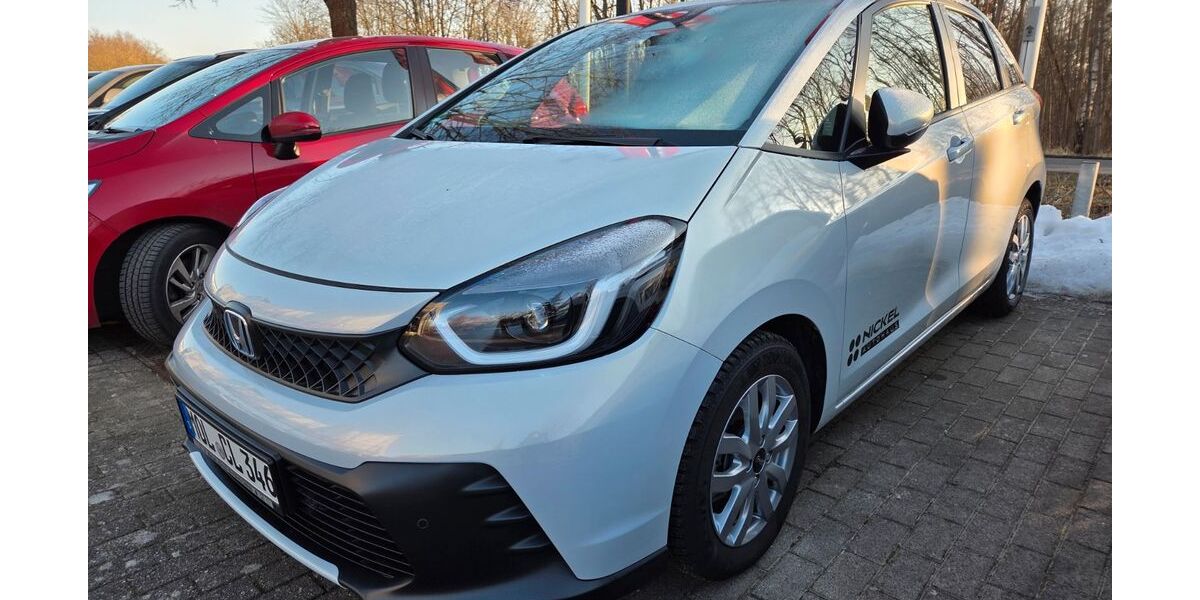 Honda Jazz 3.000 km 28.490 &euro; Hoppegarten OT Hönow 15366