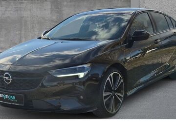 Opel Insignia 70.268 km 23.440 &euro; Berlin 13158