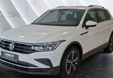 VW Tiguan 7.705 km 33.490 &euro; Schönefeld 12529