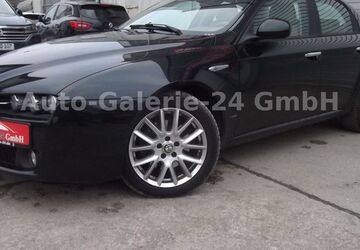 Alfa Romeo Andere 96.200 km 6.899 &euro; Berlin 12277