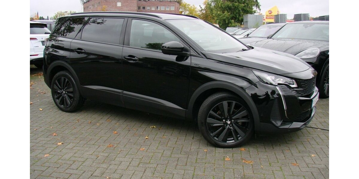 Peugeot 5008 1.2 PureTech 130 GT Focal ACC Pano 7Sitzer Le 30.873 km 26.980 &euro; Falkensee 14612