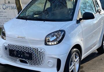 Smart ForTwo 4.242 km 9.800 &euro; Berlin 12681