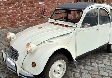 Citroen 2 CV 104.000 km 9.900 &euro; Berlin 10829