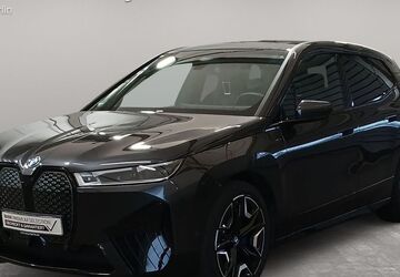 BMW iX 38.622 km 44.900 &euro; Berlin 14057