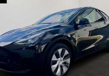 Tesla Model Y 35.000 km 35.990 &euro; BERLIN 13581