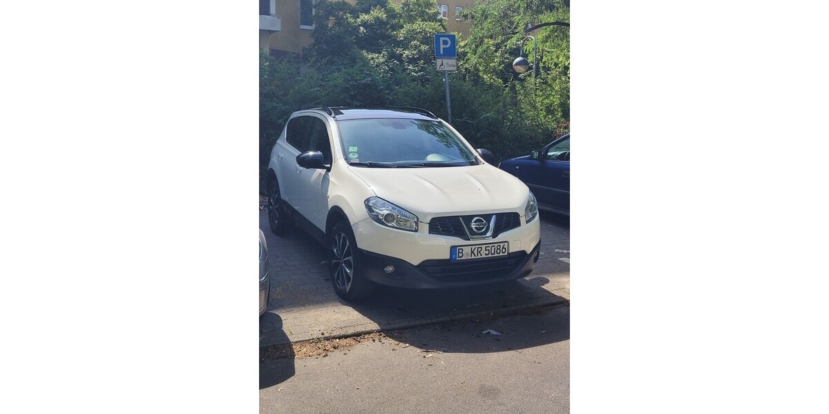 Nissan Qashqai 98.700 km 11.499 &euro; Berlin 10178