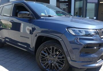 Jeep Compass 25.290 km 23.400 &euro; Berlin 13156