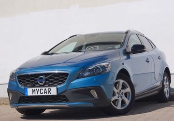 Volvo V40 173.215 km 9.499 &euro; Berlin 13051