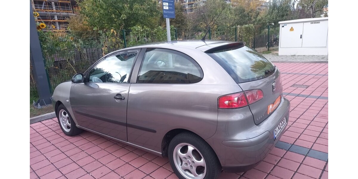 Seat Ibiza 211.392 km 2.000 &euro; Berlin 10178