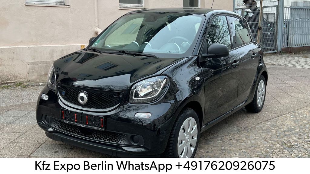 Smart ForFour 29.631 km 9.300 &euro; Berlin 13359