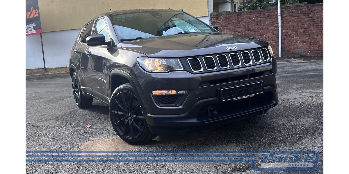 Jeep Compass 118.275 km 11.990 &euro; Berlin - Pankow 13187