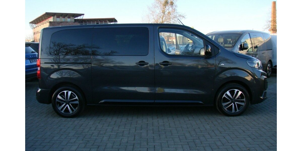 Citroen Spacetourer 180 Plus M, AHK LED Kamera180º 8 Sitze 5.882 km 37.980 &euro; Falkensee 14612