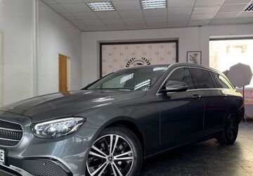 Mercedes-Benz E 200 29.948 km 33.990 &euro; Berlin 10829